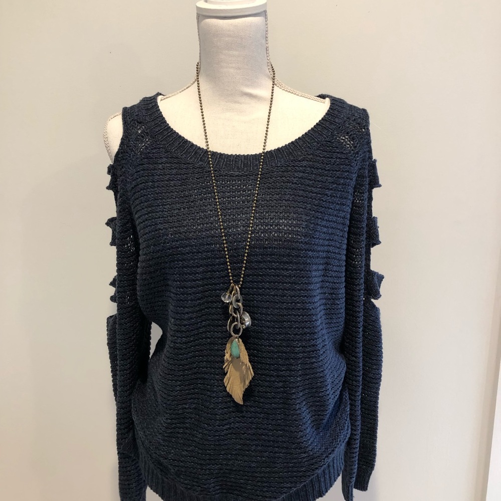 Adorable Cut Out Sleeve Sweater